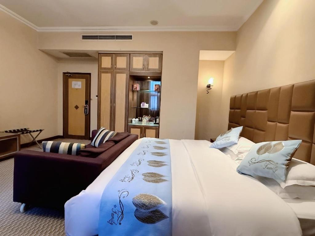 Chongqing Milky Way Hotel Extérieur photo